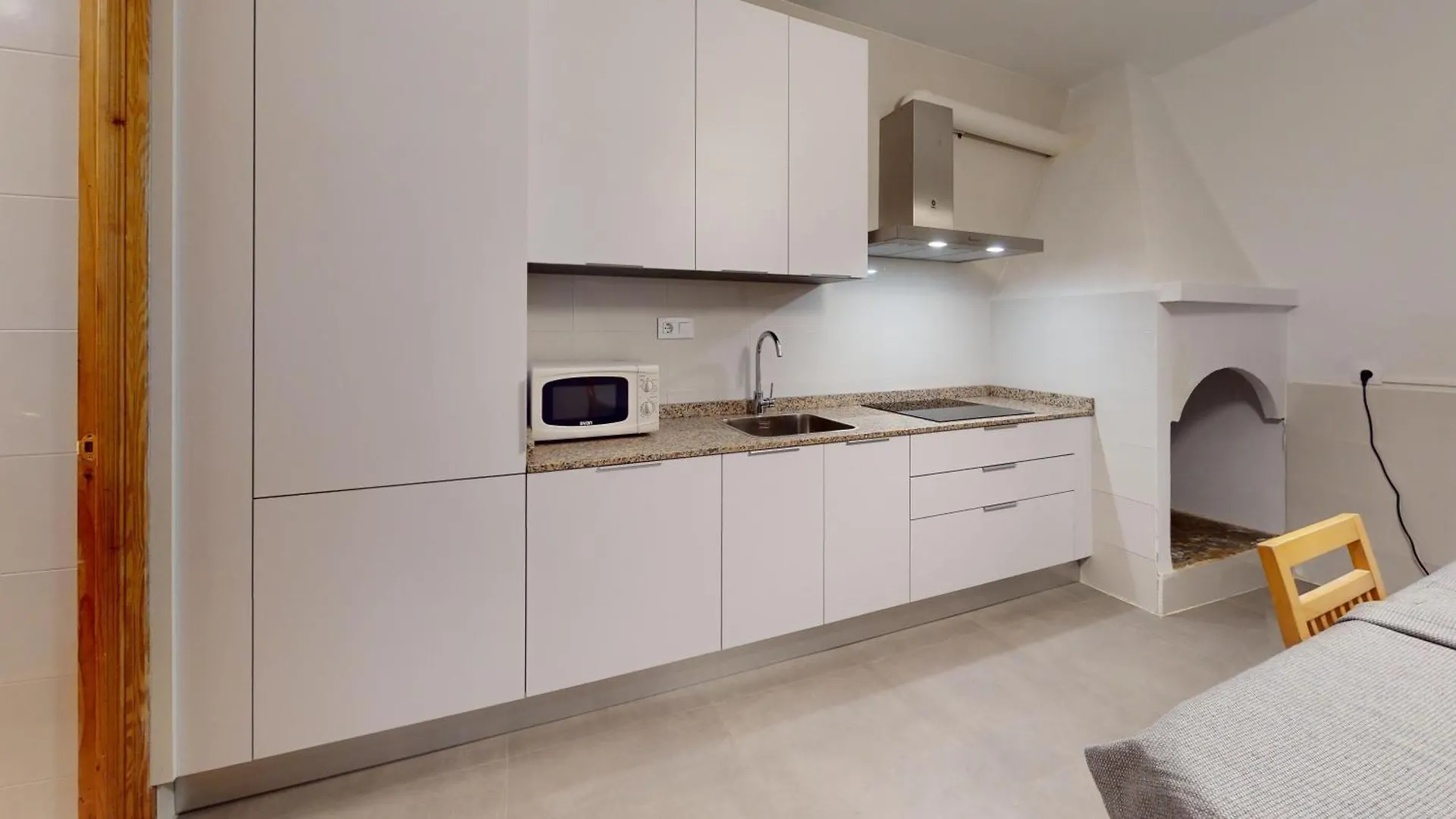 Amplio Apartamento 6Pax Facil Aparcamiento La Canada Apartment