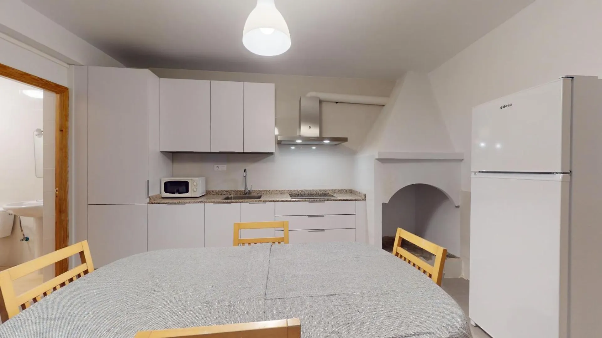 Amplio Apartamento 6Pax Facil Aparcamiento La Canada